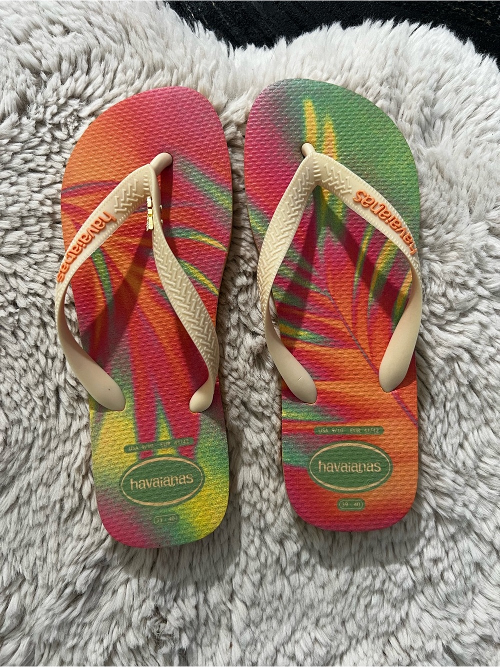 Havaianas Kids Palm Print Flip Flops in Pink, Green & Yellow